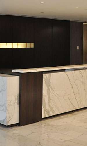 Balcão de recepção em mármore Balcão de recepção em mármore
